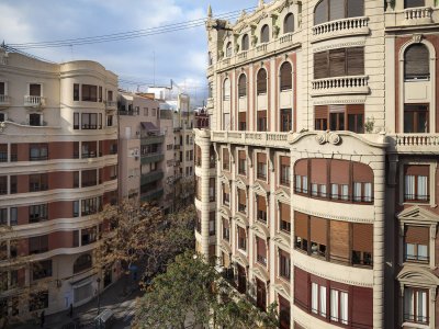 复杂几何平面的公寓改造，Císcar Street，西班牙