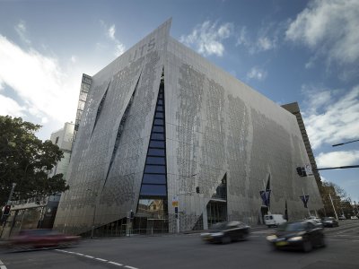 悉尼科技大学工程和信息技术学院新大楼，澳大利亚