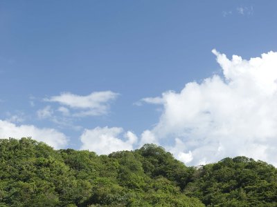 哈米罗海岸旁惬意的景观亭，菲律宾