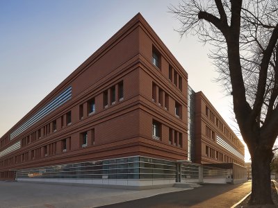 中国农业大学植保楼，北京 / 天津大学设计总院·顾志宏工作室