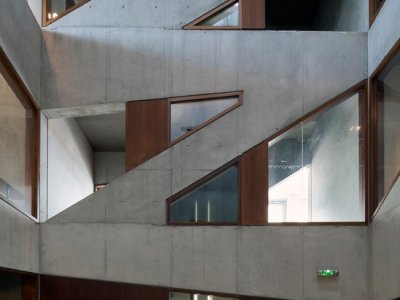 里尔社区中心，法国