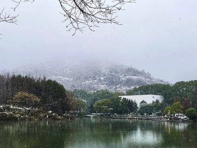 白马涧龙池景区休闲餐吧，苏州 / 平介设计