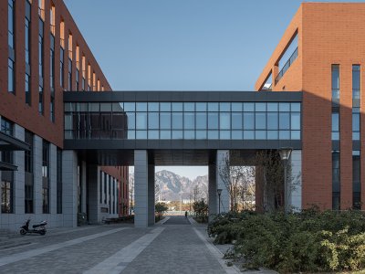 清华大学尖端（国防）科学技术平台