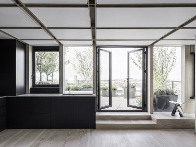 顶层复式公寓改造，伦敦 / con form architects