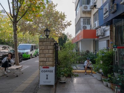 POUR OVER COFFEE，青岛 / 氹边建筑