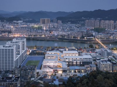 南山五福堂外国语学校，湖北 / 小写建筑事务所