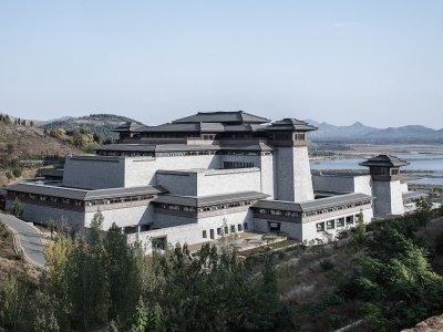 尼山大学堂，山东曲阜 / 上海圆直建筑设计事务所有限公司