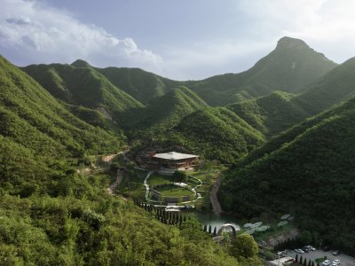石家庄安德生命纪念公园·云镜 / 小隐建筑