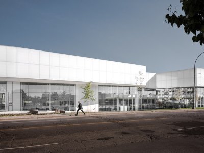 索尔 – 贝娄图书馆，蒙特利尔 / Chevalier Morales Architectes