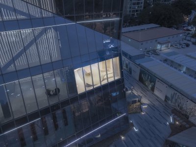 由心咖啡汉京中心店，深圳 / Mur Mur Lab