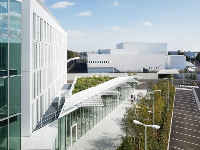 法国中央银行La Courneuve中心，巴黎 / Jean-Paul Viguier et Associés