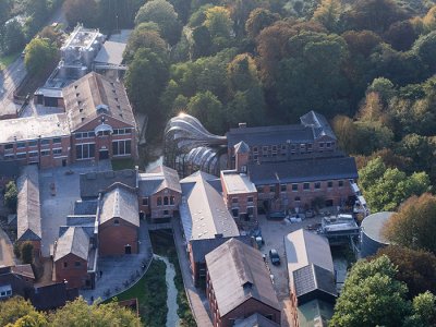蓝宝石酒厂改建工程，英国
