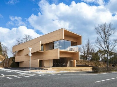 Kibi Kogen N 广场 / 隈研吾建筑都市设计事务所