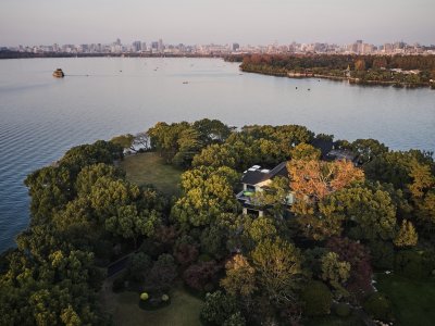 浙江西子宾馆·西园茶馆 / 杭州诺瓦空间设计