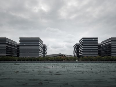 上海虹桥展汇 / 隈研吾建筑都市设计事务所