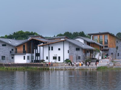 苍宇镜廊，湟川三峡擎天玻璃桥 / 浙江大学建筑设计研究院