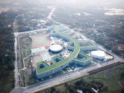 成都东辰外国语学校 / 深圳市建筑设计研究总院-城市规划院