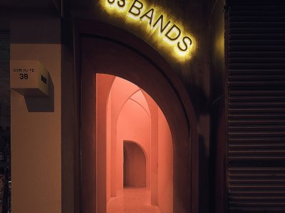 83bands酒吧，上海 / 间禾建筑设计咨询（上海）有限公司