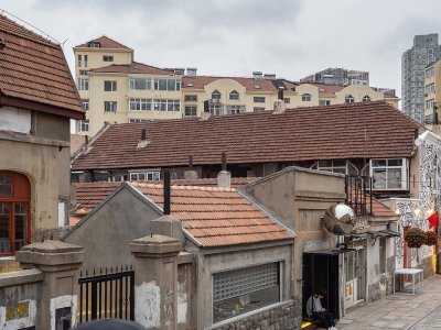 Largo宁阳路店改造设计，青岛 / 氹边建筑工作室