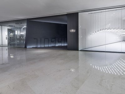 中山精颖灯饰展厅，广州 / 道胜设计