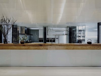 一间餐厅，北京 / 张大为建筑工作室 + 左通右达建筑工作室