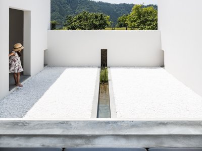 U型住宅，日本