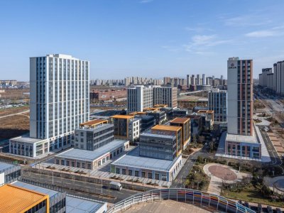 为留住人才和激发活力而设计的新型产业社区 / 三益中国