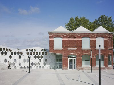 Andrée Chedid 媒体图书馆,法国
