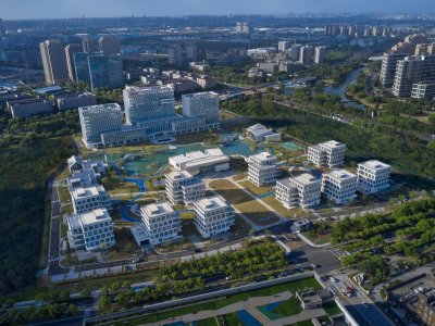 中电海康无锡物联网产业基地 / 中国联合工程有限公司