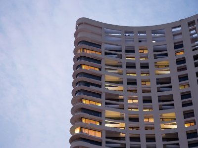 公寓塔楼翻新，香港