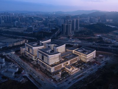 深圳市中医院光明院区 / 孟建民团队
