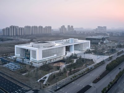 肥东县大剧院文化馆，安徽 / 上海华都建筑规划设计有限公司