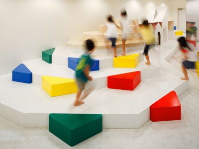 PICCOLO幼儿园内多功能空间，日本