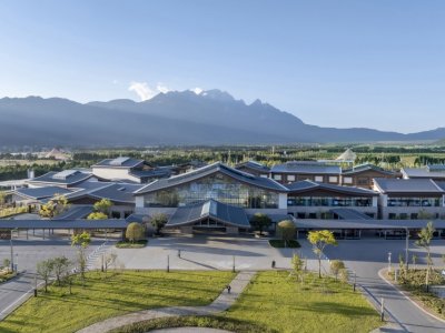 丽江市旅游集散中心（玉龙雪山新游客服务中心）