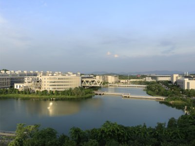 东莞职业技术学院图书馆