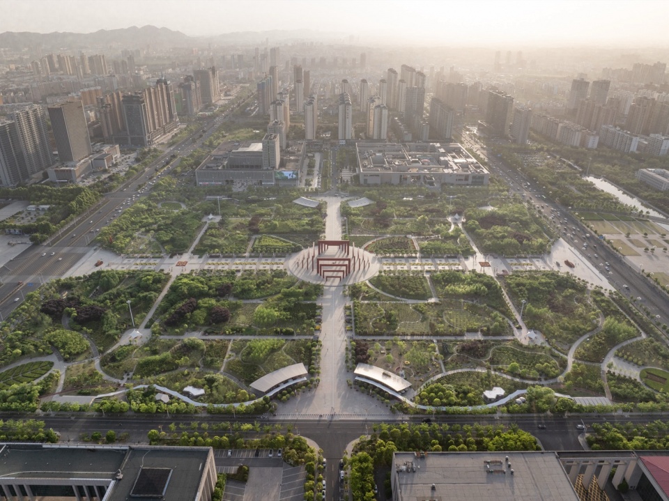 信阳百花园"两个更好"公共空间实践