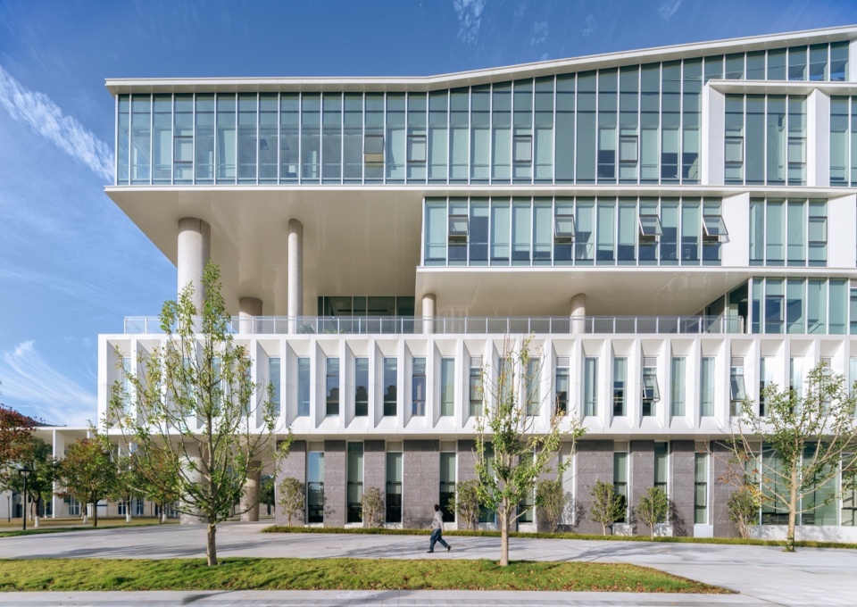 温州肯恩大学理工楼