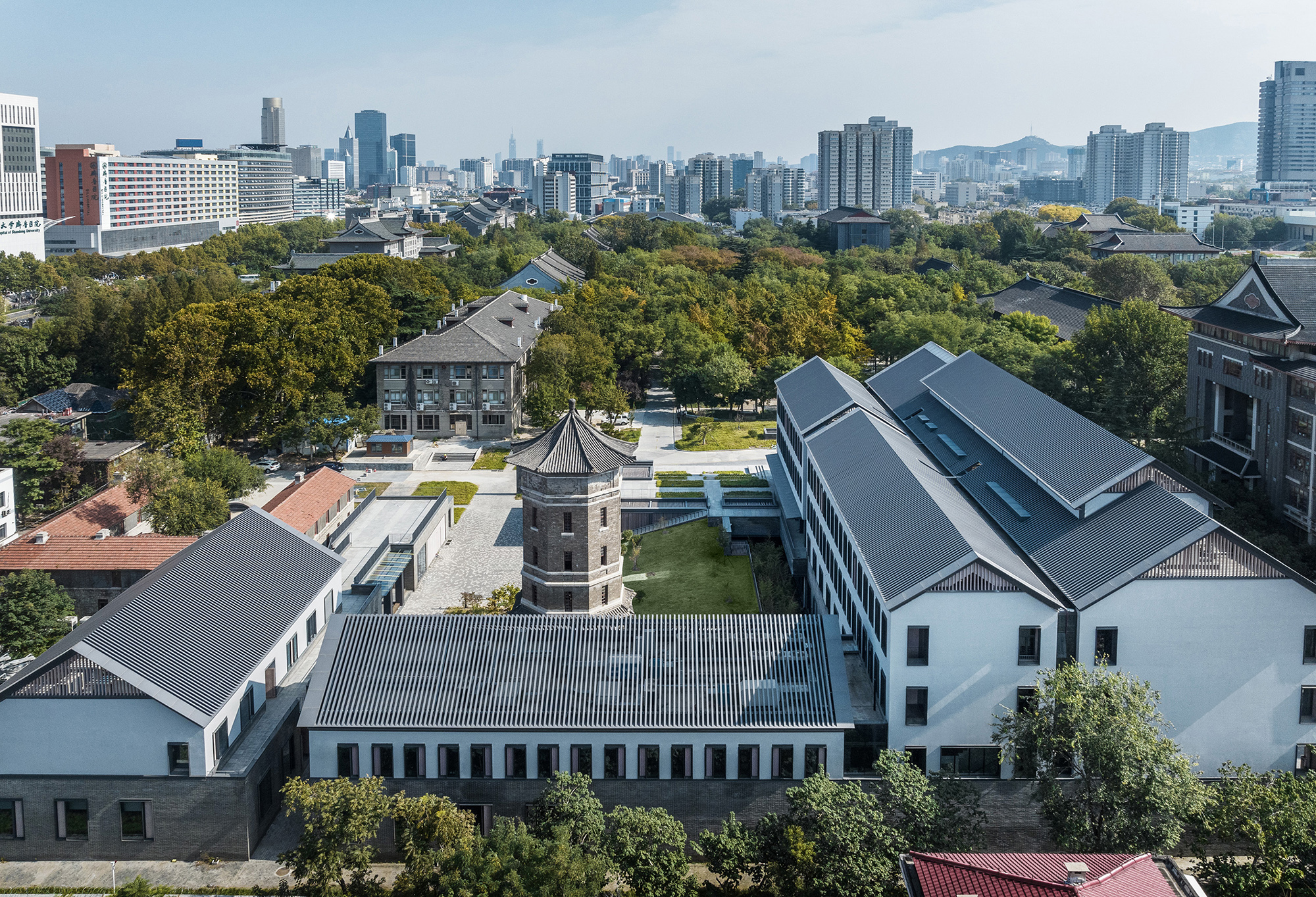 山东大学趵突泉校区动物实验中心