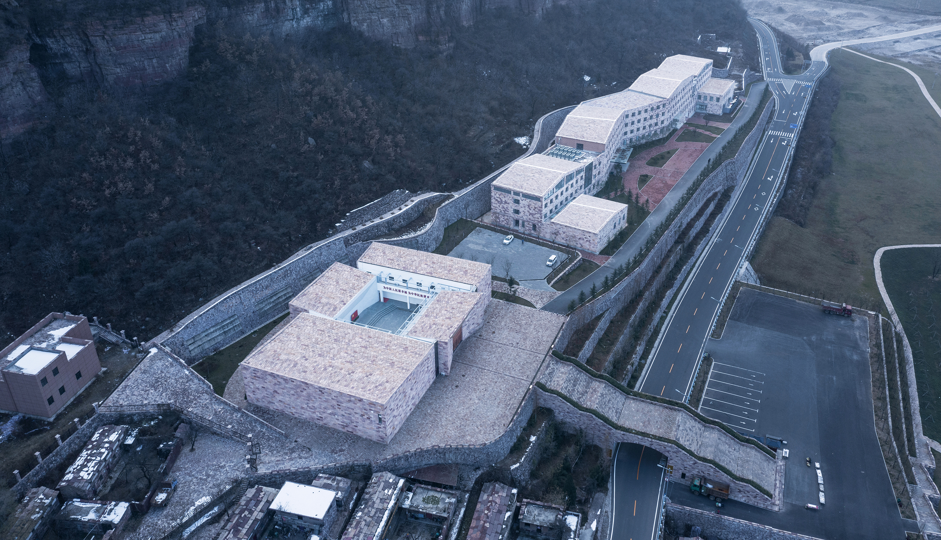 红旗渠干部学院谷文昌纪念馆及教育基地