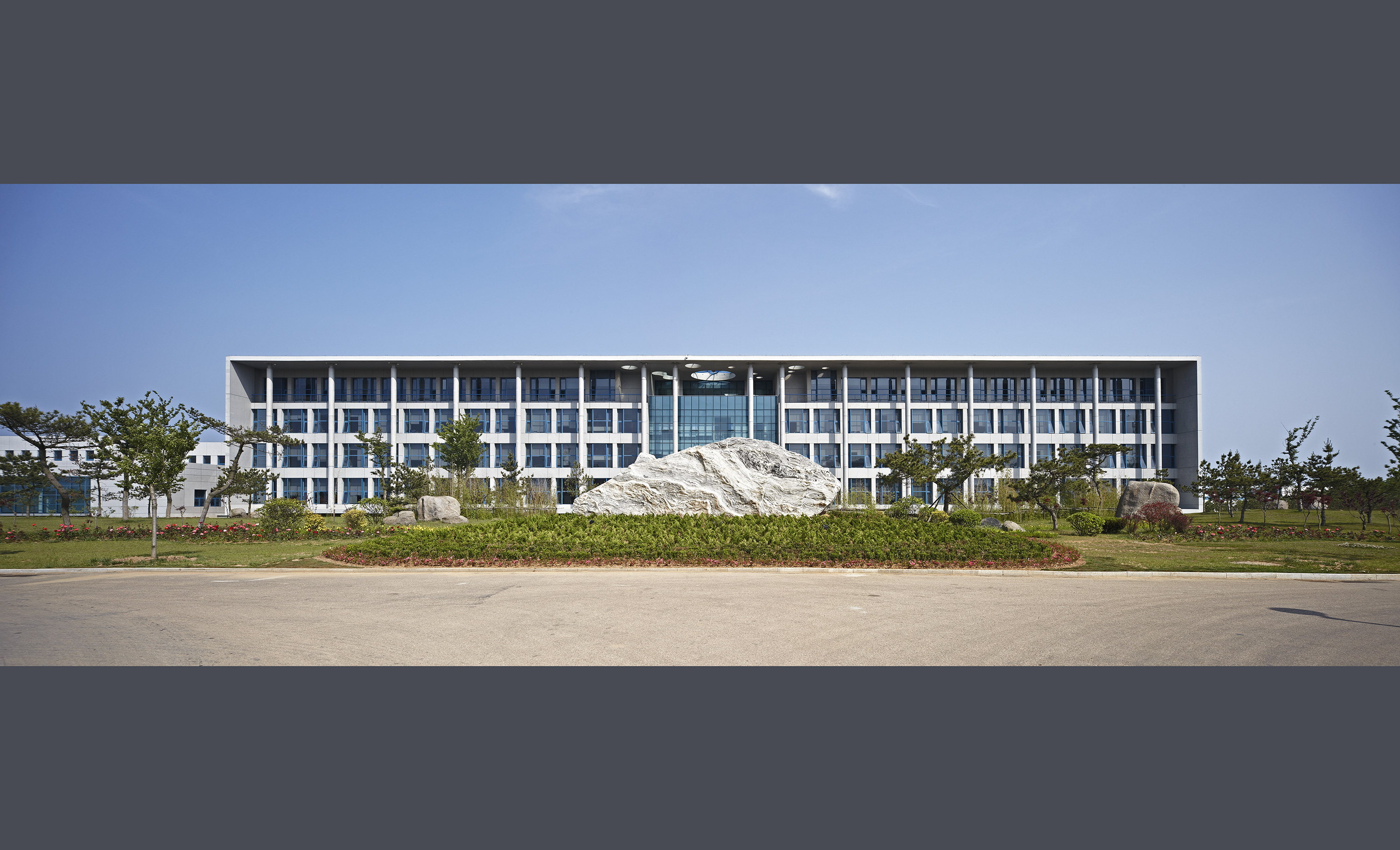 华能石岛湾核电厂厂前区建筑