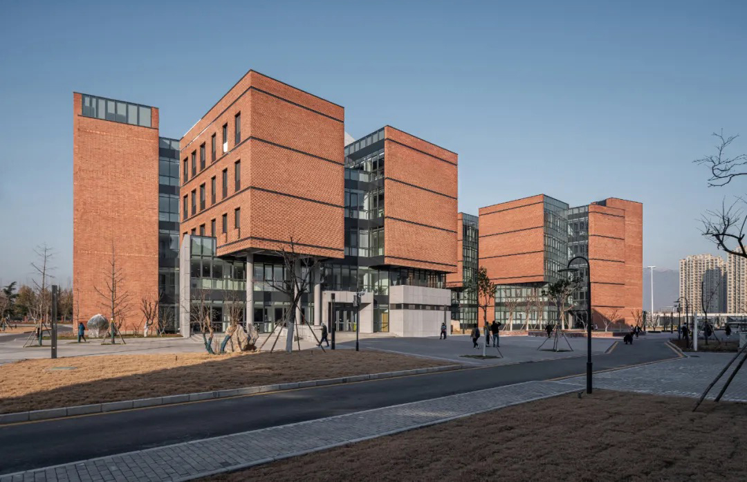 山东农业大学经济管理学院教学楼