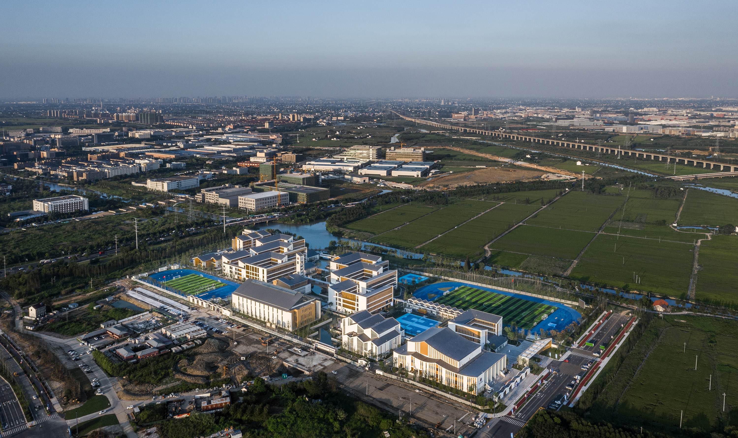清华大学附属中学嘉兴学校初中部小学部
