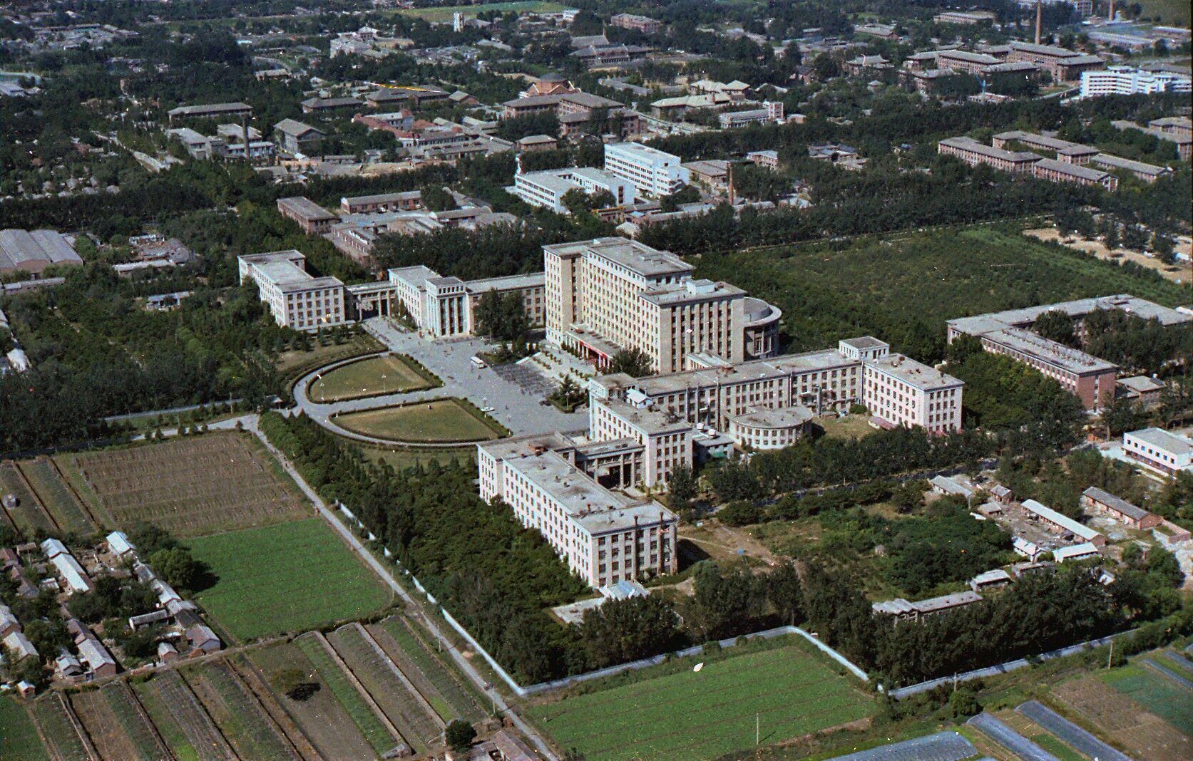 清华大学主教学楼