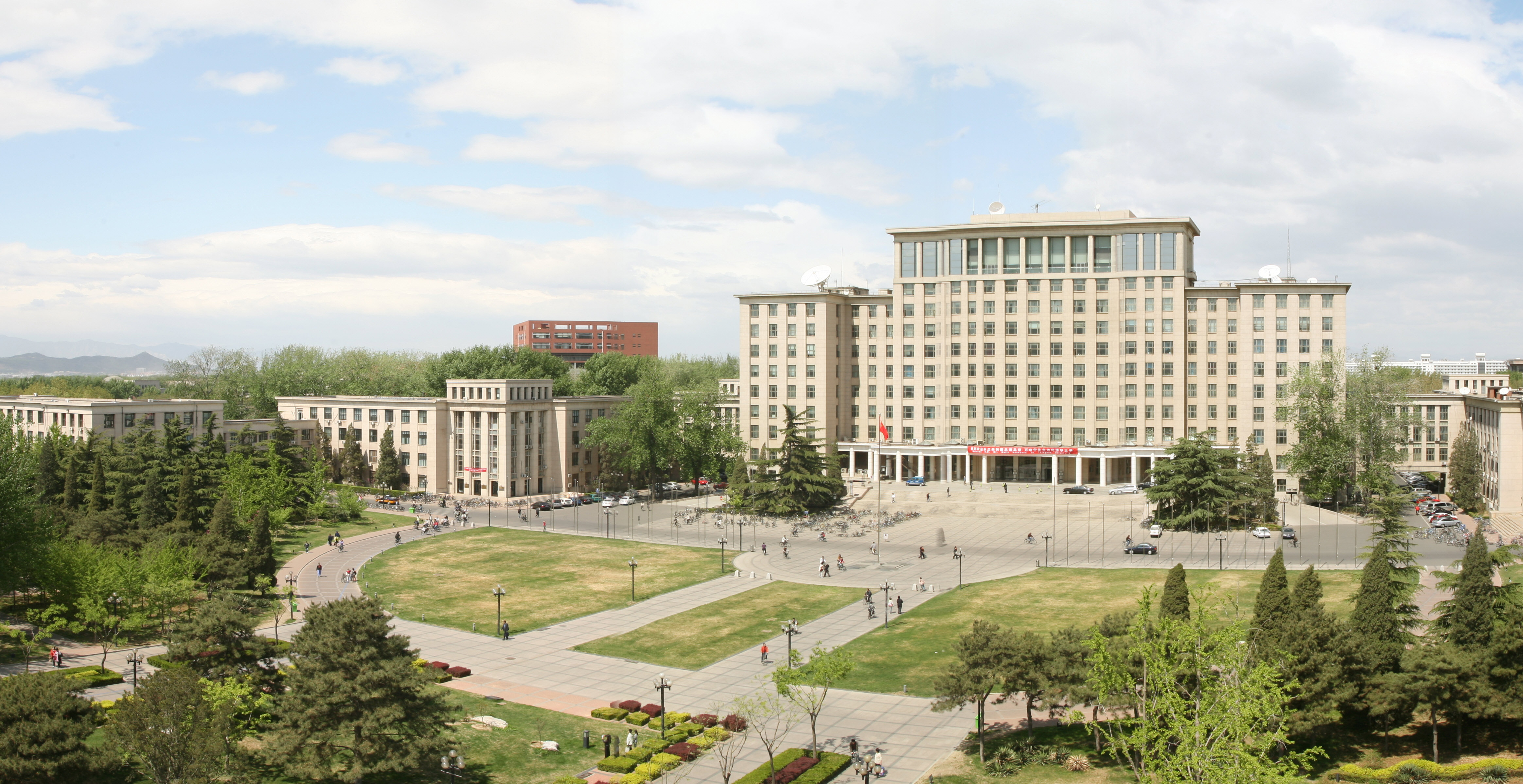 清华大学主教学楼