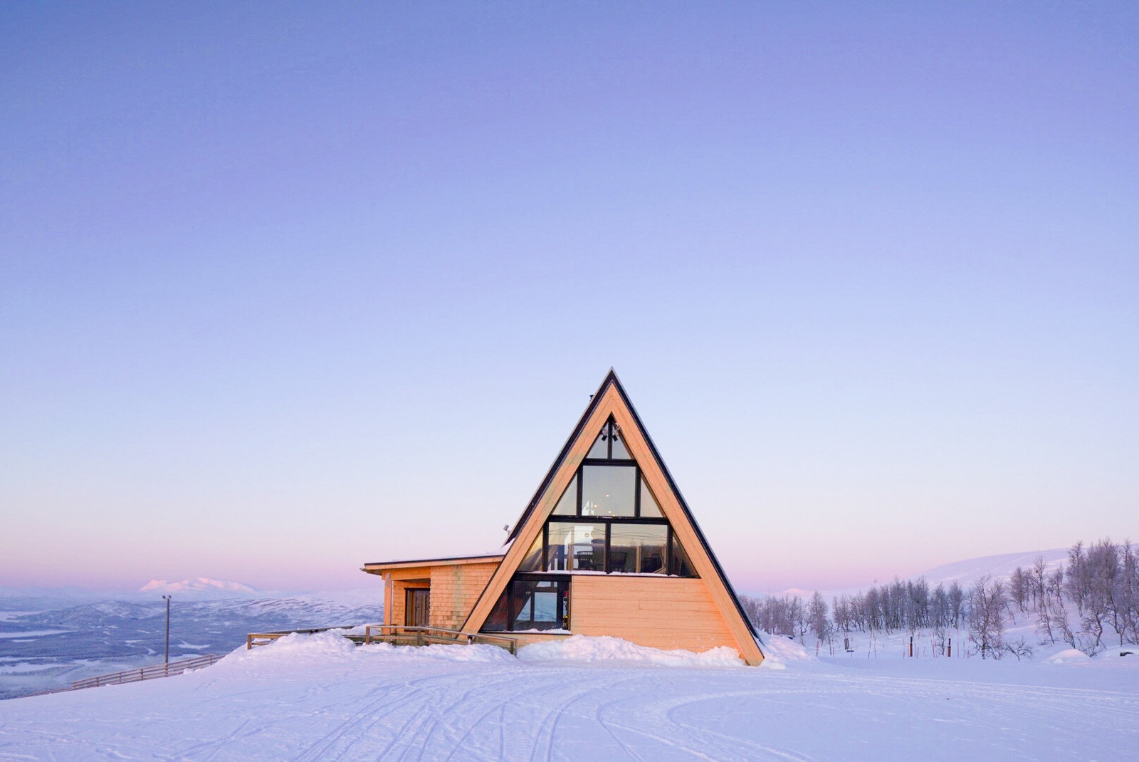 雪山木屋餐厅，瑞典