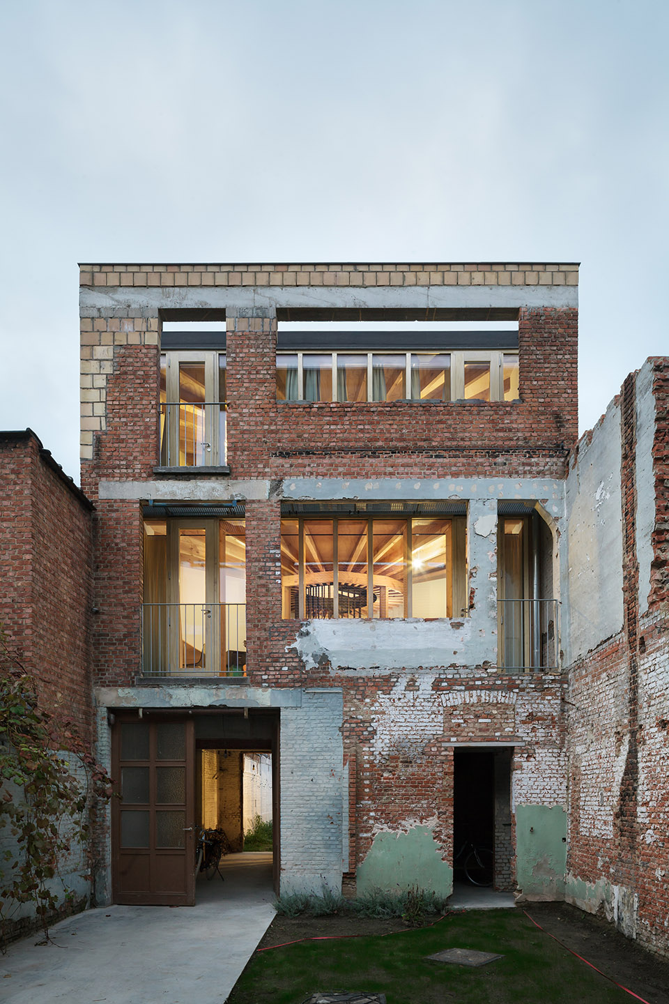 Sint-Niklaas住宅与工坊，比利时 / BLAF architecten