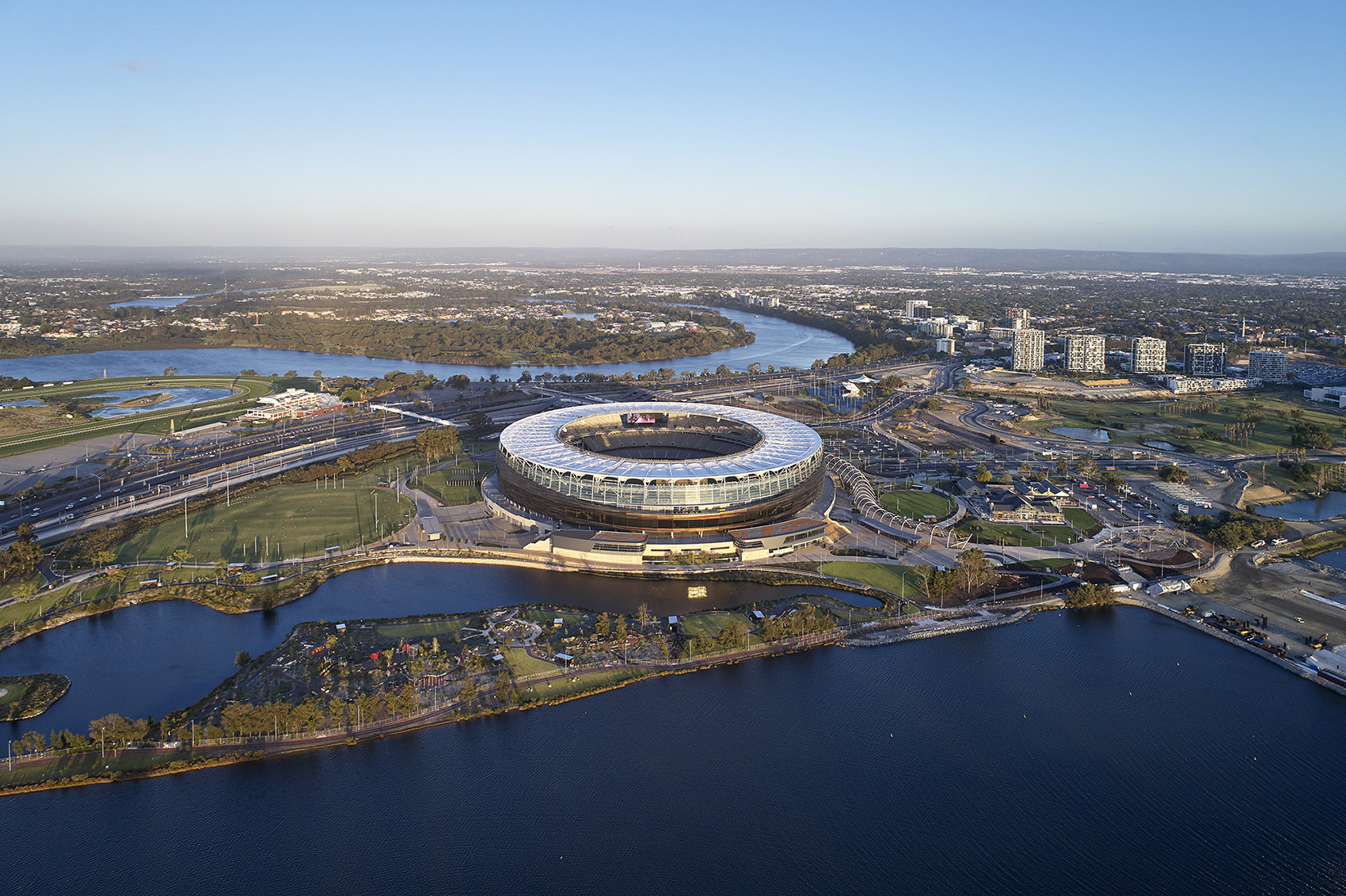 珀斯Optus体育场，体育场公园及雪佛龙公园，澳大利亚 / HASSELL