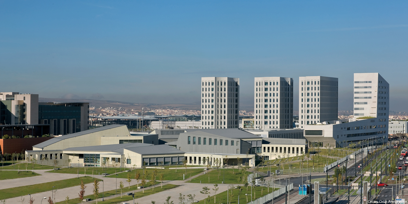 UGR大学学习中心，格拉纳达 / Cruz y Ortiz Architects