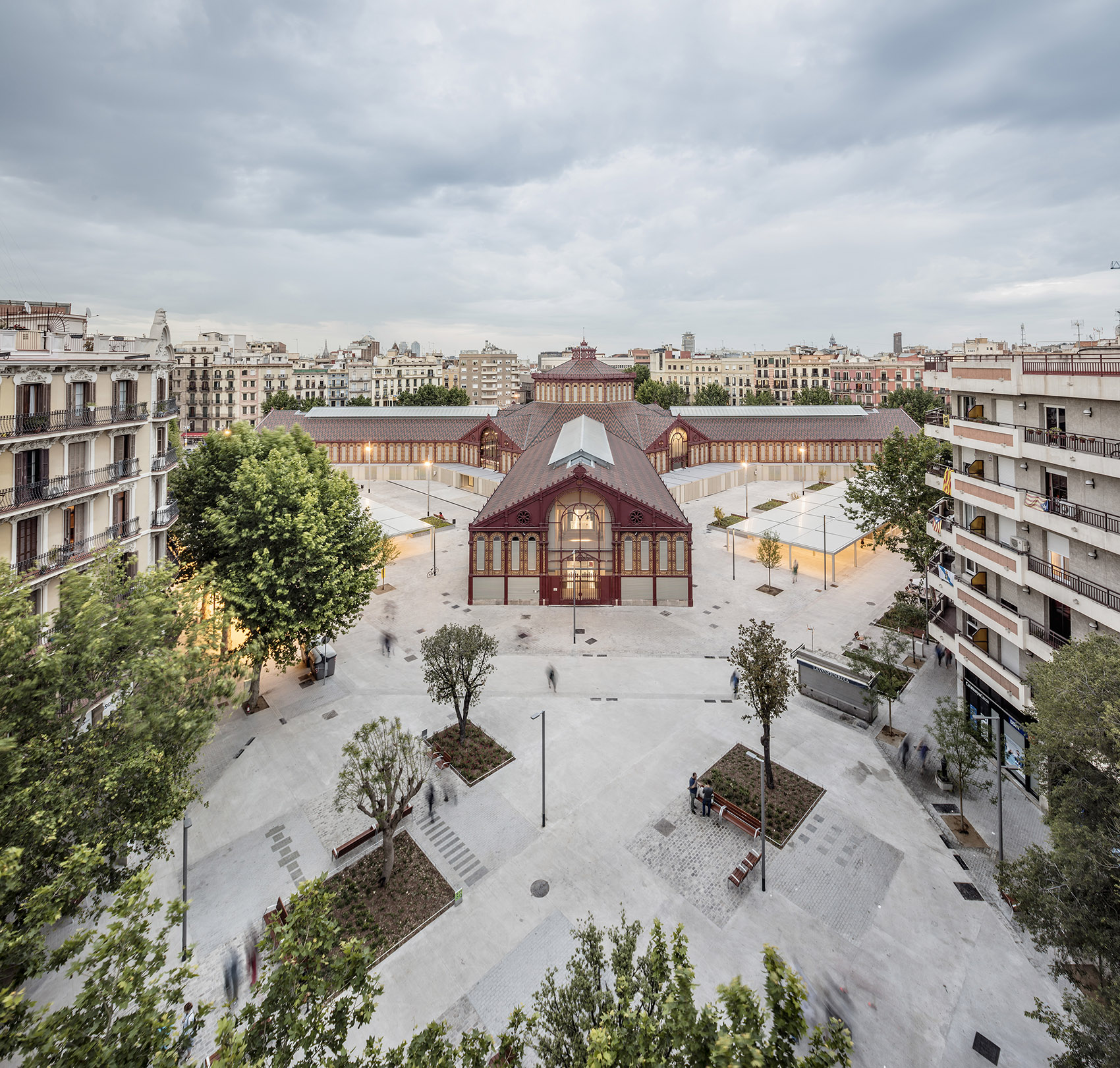圣安东尼市场翻新项目，巴塞罗那 / Ravetllat arquitectura