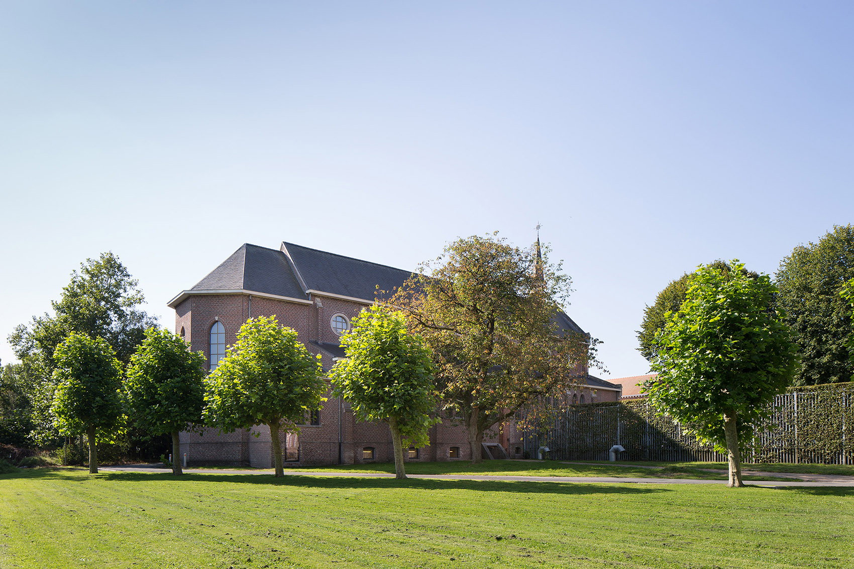 Ruiselede教堂学校，比利时 / HOOTSMANS ARCHITECTUURBUREAU